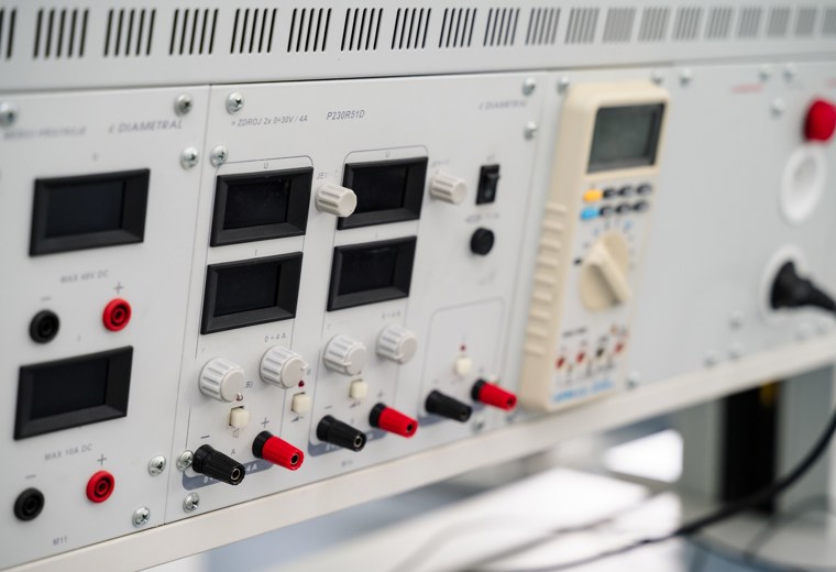 Elektrotechnická laboratoř 1 - SPŠEI Frenštát p.R.