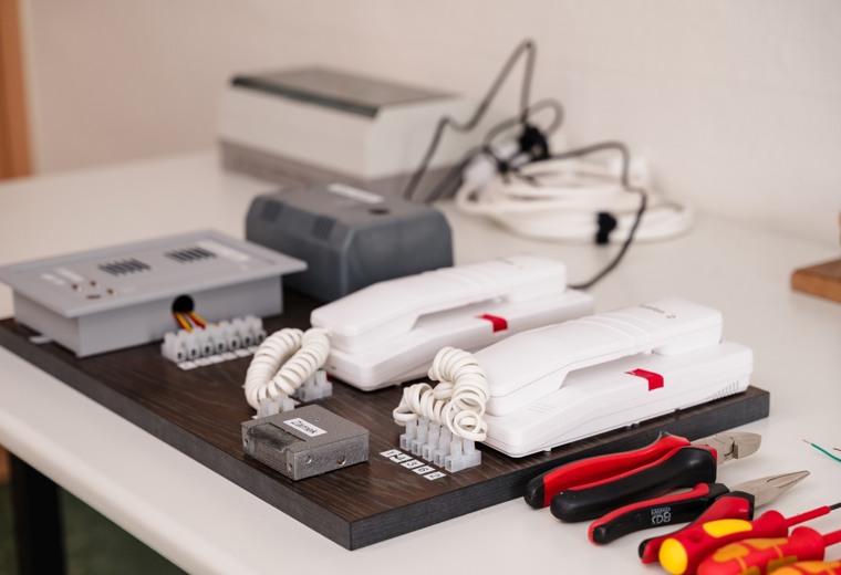 Učebna praxe elektroinstalace - SPŠEI Frenštát p.R.