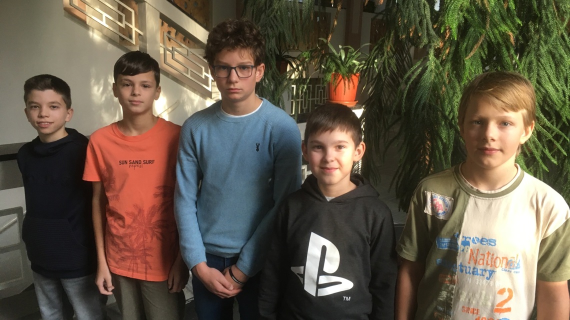 Fantastický úspěch našich žáků v okresním kole matematické Pythagoriády - jedno první a dvě druhá místa - zvětšit obrázek