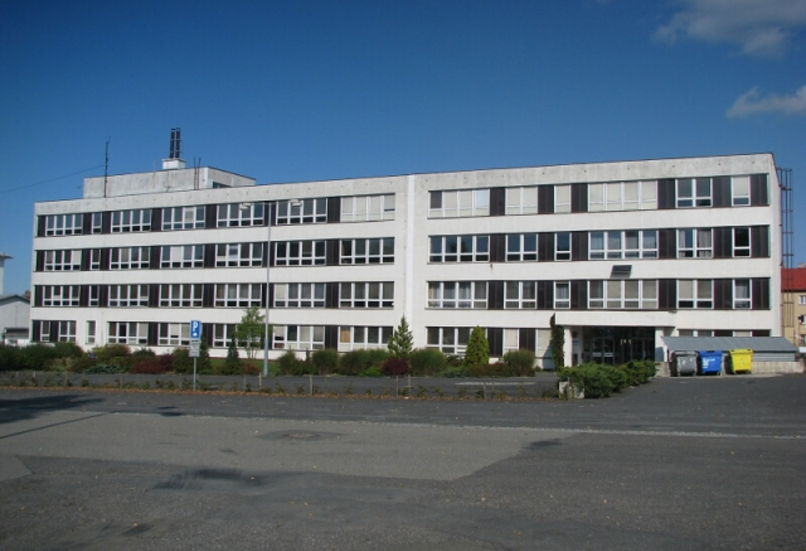 Gymnázium v Martinské čtvrti.