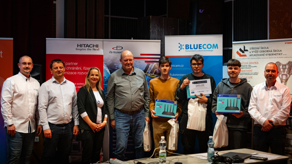 Velký úspěch našich žáků v soutěži Cisco NAG HS3 - zvětšit obrázek
